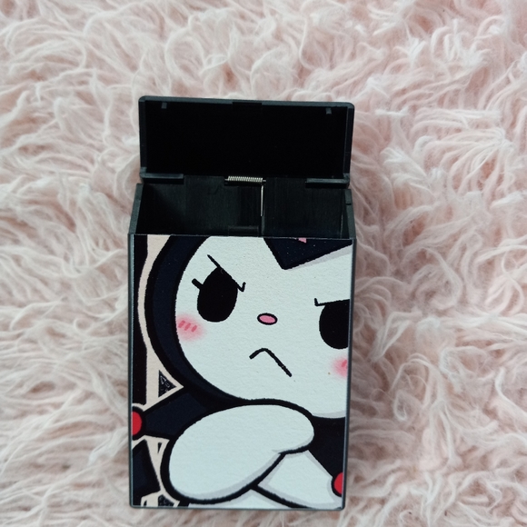 Hello Kitty Kuromi slim cigarette case! Sanrio kawaii! EUC! Plastic, nwot - Picture 6 of 12
